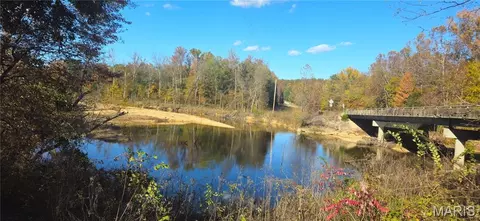352 Madison Wayne 9305, Marquand, MO 63655