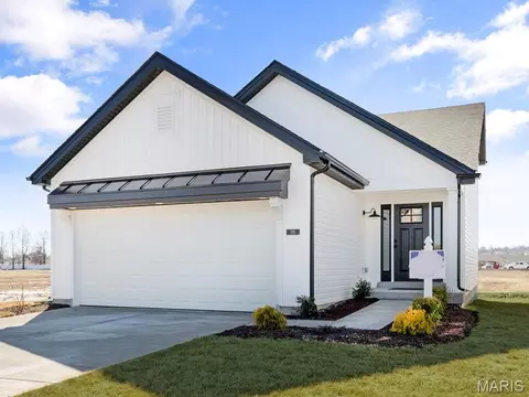 2 Belmont At River Bluffs Mdws, Florissant, MO 63031