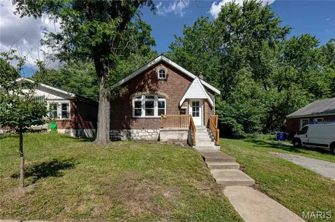 1432 Tamerton Ave, Saint Louis, MO 63132