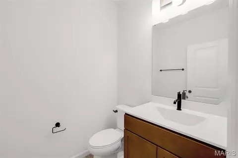 Bath - 2410 Chukka Dr, Eureka, MO 63025 photo 1 of 6
