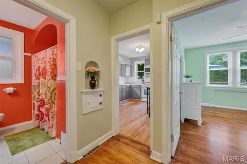 5424 Gresham Ave, Saint Louis, MO 63109 photo 11