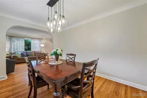 5424 Gresham Ave, Saint Louis, MO 63109 photo 10