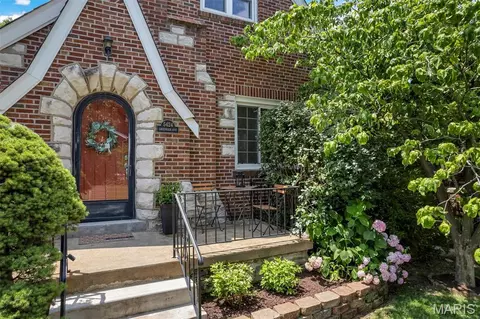 5424 Gresham Ave, Saint Louis, MO 63109 photo 3
