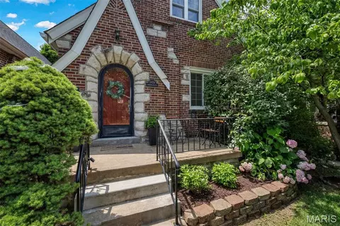 5424 Gresham Ave, Saint Louis, MO 63109 photo 2