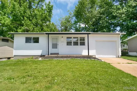 1715 Hudson Rd, Dellwood, MO 63136