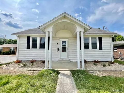 1519 Lebanon Ave, Belleville, IL 62221