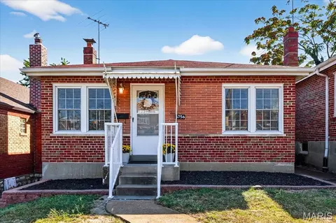 6756 Dolan Pl, Saint Louis, MO 63139