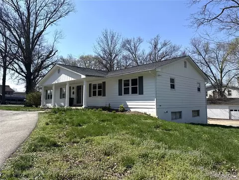 151 Colonial Ln, Troy, MO 63379 photo 1