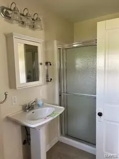 Bath - 712 E Harrison St, Sparta, IL 62286 photo 1 of 1