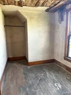 Bedroom - 712 E Harrison St, Sparta, IL 62286 photo 2 of 10
