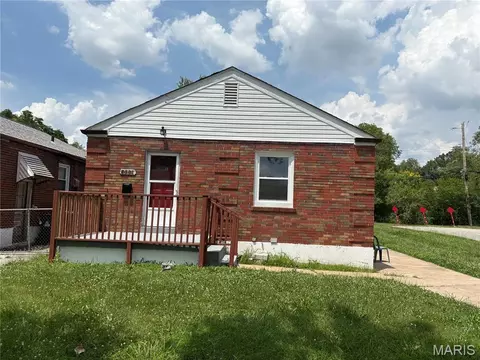8301 Archer Ave, Saint Louis, MO 63132 photo 1