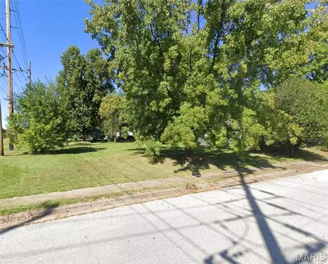 2701 Marshall Ave, Granite City, IL 62040