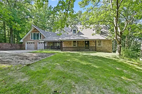 1940 Timberline Rd, Pacific, MO 63069 photo 1