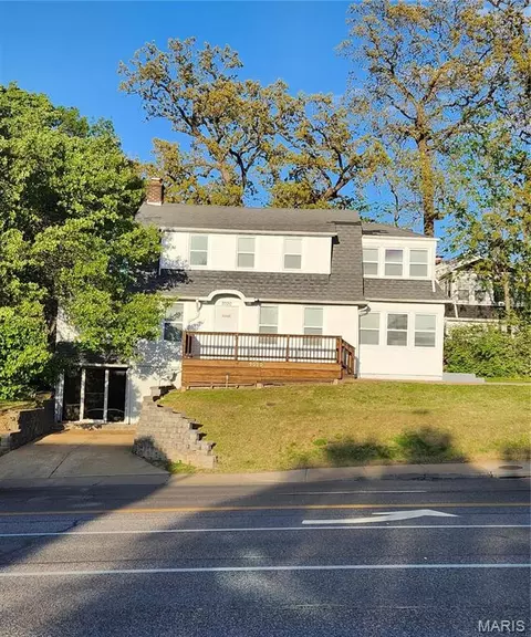 2020 S Brentwood Blvd, Saint Louis, MO 63144