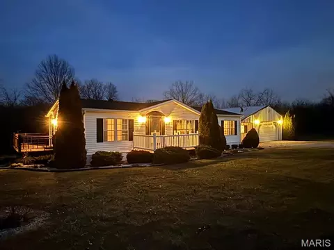 18096 Monroe Road 453, Paris, MO 65275