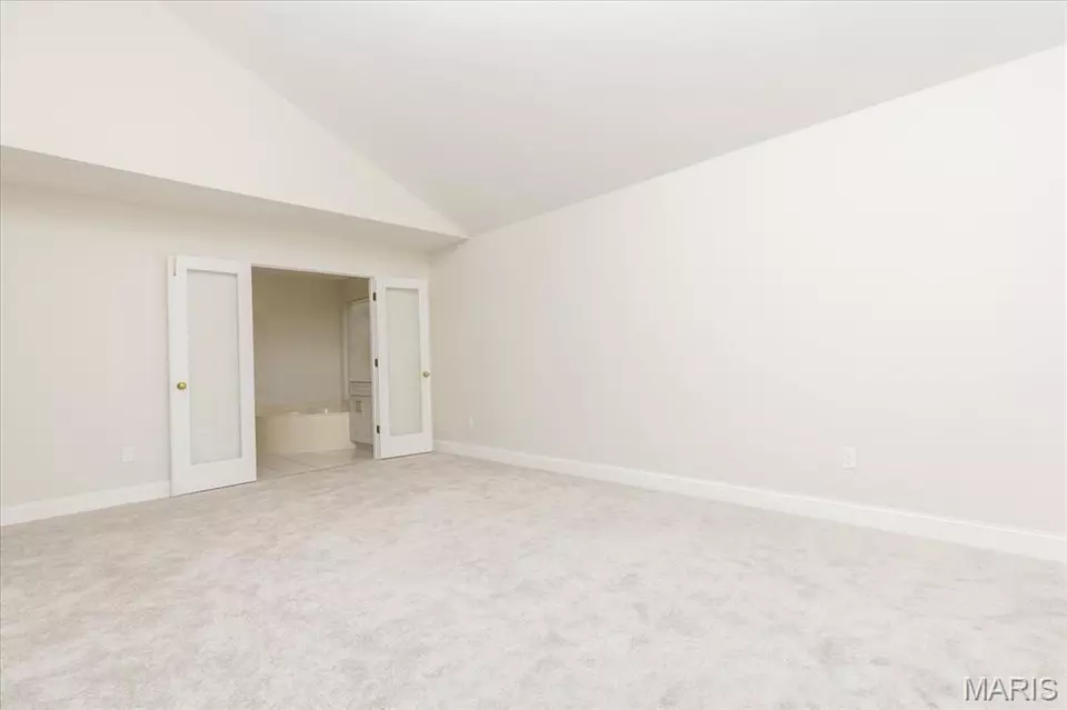 Bedroom - 10354 Jade Forest Dr, Saint Louis, MO 63123 photo 1 of 6