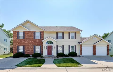 444 Cambridge Pl, Saint Peters, MO 63376