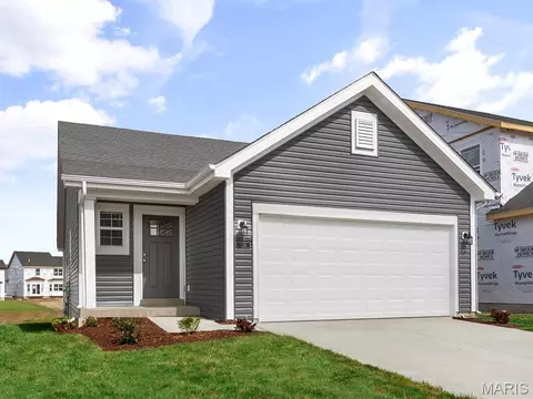 2211 Heatherfield Dr, Rolla, MO 65401