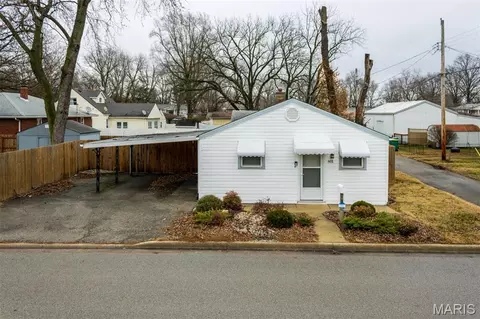 601 E Jefferson St, O'fallon, IL 62269 photo 1