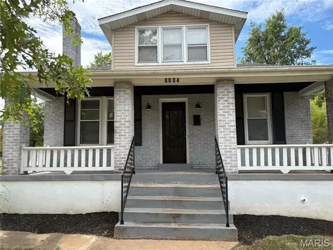 8804 Forest Ave, Overland, MO 63114