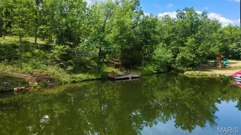 5137 N View Dr, Perryville, MO 63775