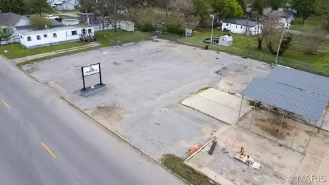 302 N Main St, Gideon, MO 63848 photo 1