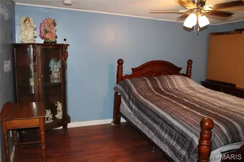 Bedroom - 1022 E 4th St, Kennett, MO 63857 photo 3 of 4