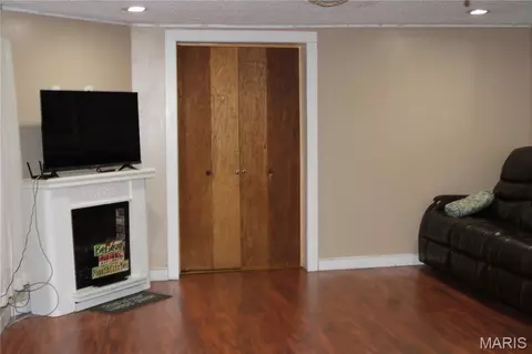 Living - 1022 E 4th St, Kennett, MO 63857 photo 1 of 2