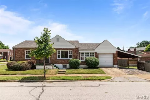 6736 Julian Ave, University City, MO 63130