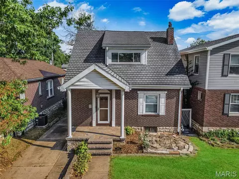 6522 Parkwood Pl, Saint Louis, MO 63116