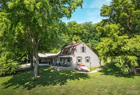 388 Spankey Rd, Eldred, IL 62027 photo 1