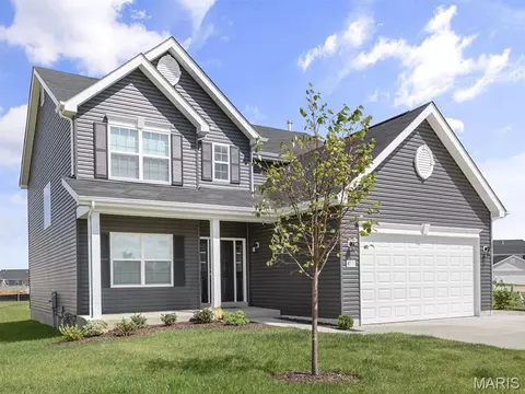 12201 Louiselle Park Dr, Maryland Heights, MO 63043