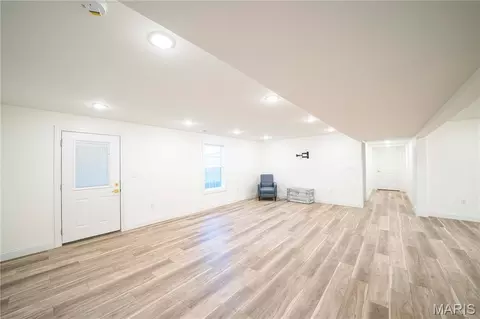 Living - 236 Haydens Trl, Jackson, MO 63755 photo 4 of 5