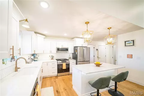 Kitchen - 236 Haydens Trl, Jackson, MO 63755 photo 1 of 6
