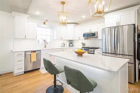 Kitchen - 236 Haydens Trl, Jackson, MO 63755 photo 6 of 6