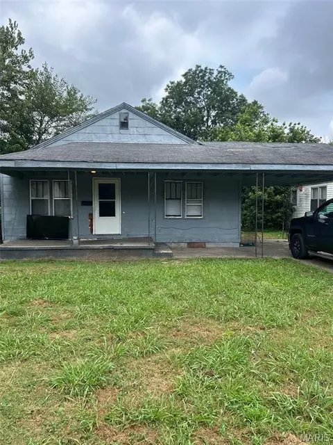 520 Coleman St, Sikeston, MO 63801