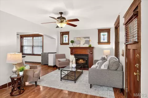 5702 Devonshire Ave, Saint Louis, MO 63109 photo 4