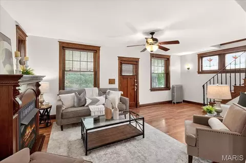 5702 Devonshire Ave, Saint Louis, MO 63109 photo 9