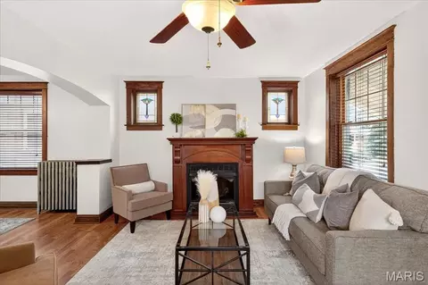 5702 Devonshire Ave, Saint Louis, MO 63109 photo 5
