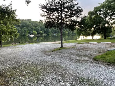Exterior - 421 Park Ln, Union, MO 63084 photo 12 of 16
