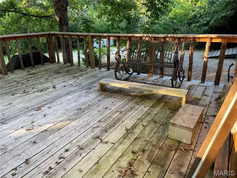 Exterior - 421 Park Ln, Union, MO 63084 photo 4 of 16