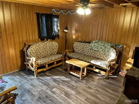 Living - 421 Park Ln, Union, MO 63084 photo 1 of 1