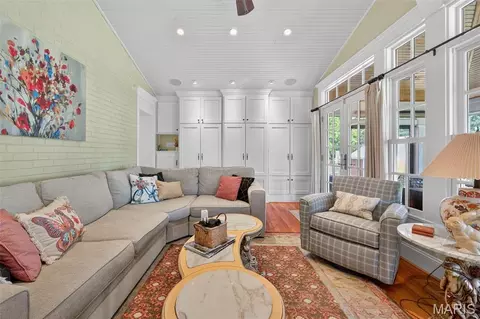 6375 Devonshire Ave, Saint Louis, MO 63109 photo 32