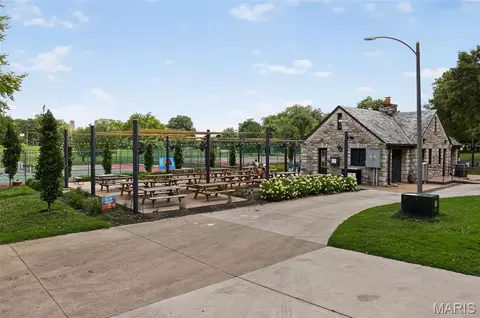 6375 Devonshire Ave, Saint Louis, MO 63109 photo 78