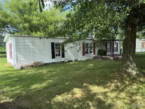 111 W Mill St, Ruma, IL 62278 photo 1