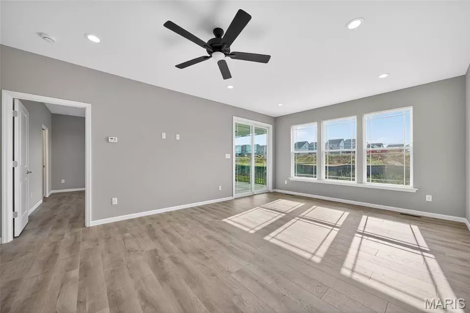 Living - 706 Barnwood Hill Dr, Wentzville, MO 63385 photo 4 of 5