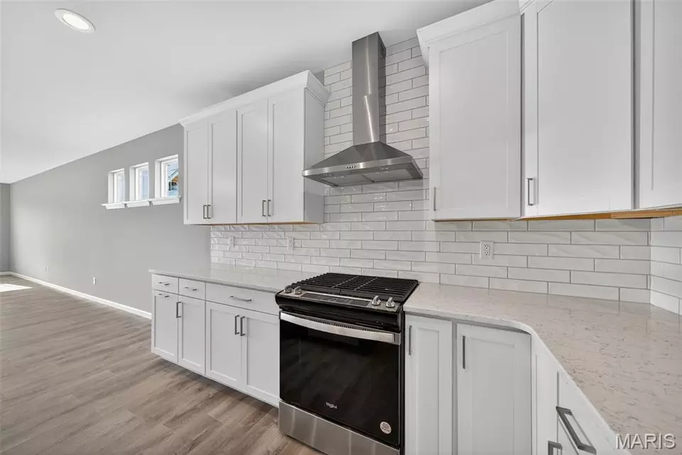 Kitchen - 706 Barnwood Hill Dr, Wentzville, MO 63385 photo 2 of 2