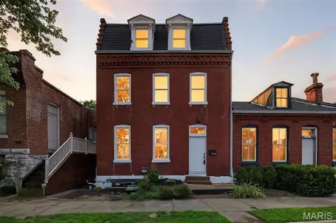 2928 Mcnair Ave, Saint Louis, MO 63118
