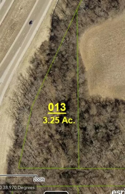 Hillsboro Road, New Douglas, IL 62074