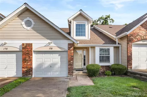 178 Cascade Circle Dr, Ballwin, MO 63021 photo 1